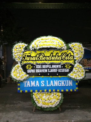 Papan Bunga Duka di Sungai Tiung